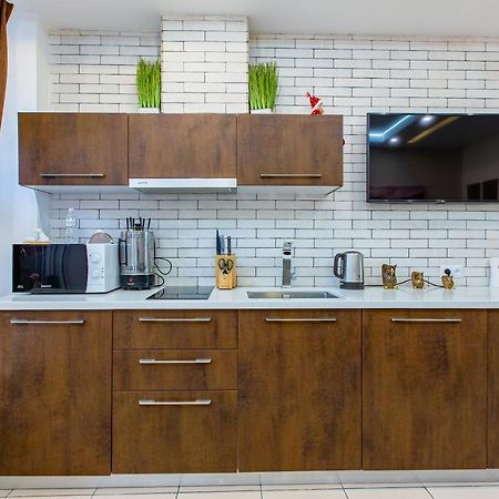 Big Jacuzzi , Sauna , Khreshchatyk Apartments Kiev Luaran gambar