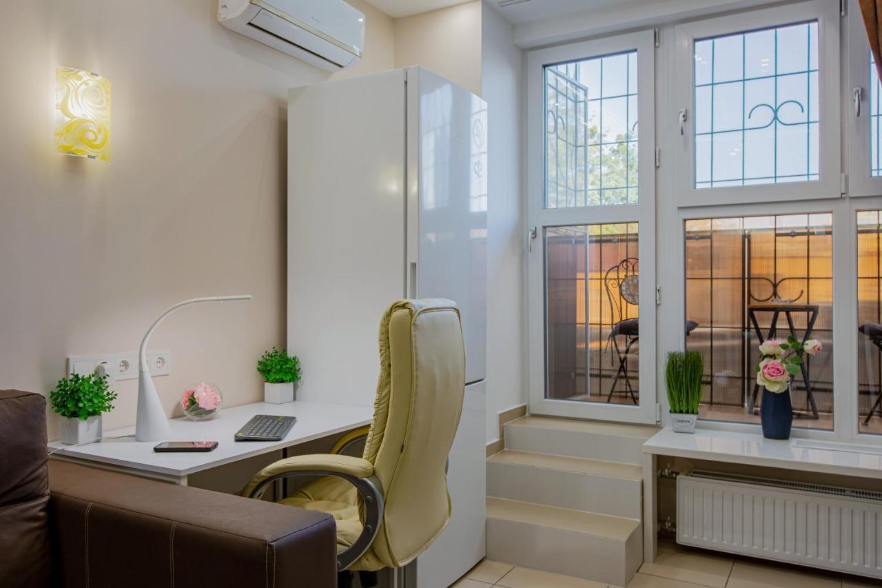 Big Jacuzzi , Sauna , Khreshchatyk Apartments Kiev Luaran gambar