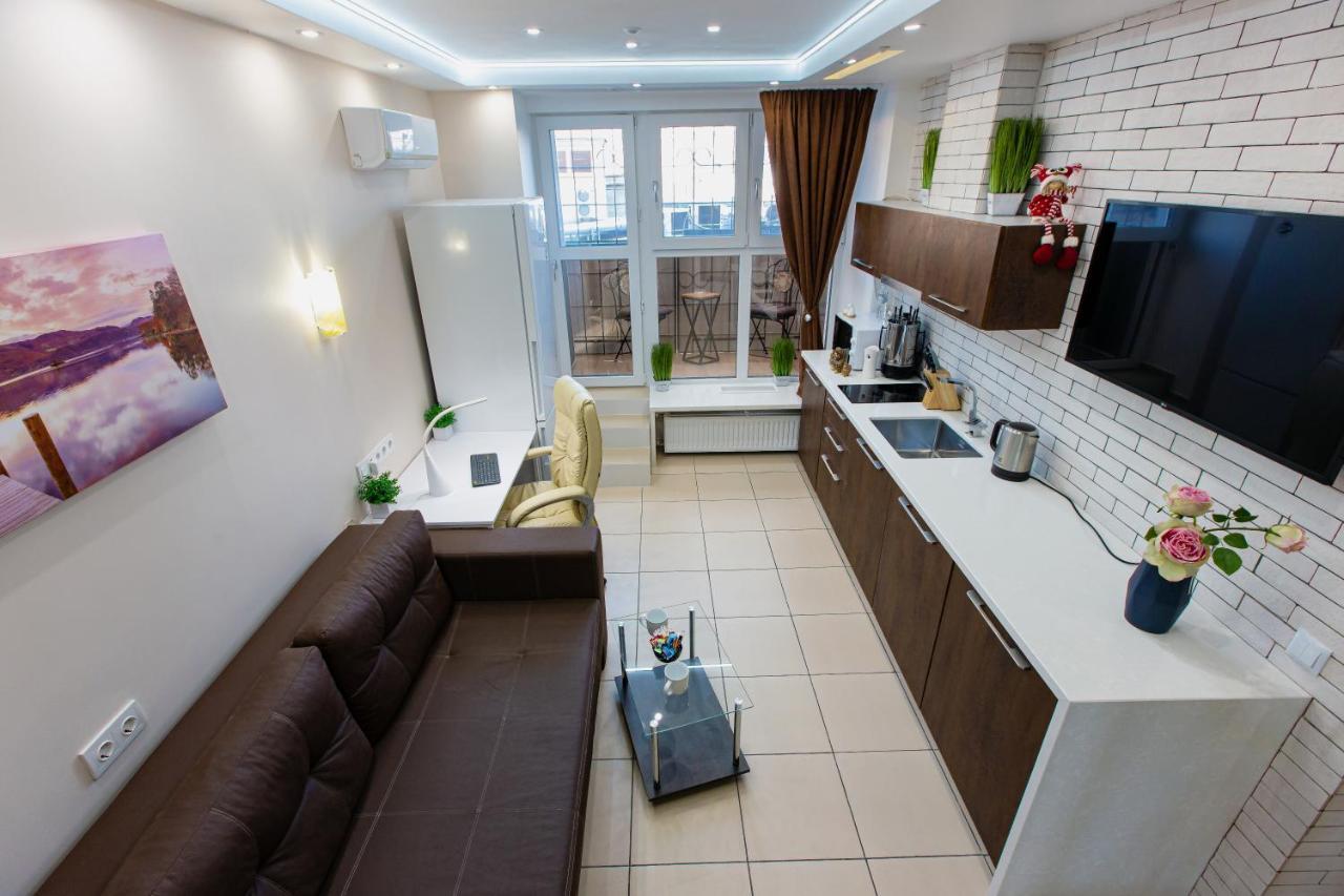 Big Jacuzzi , Sauna , Khreshchatyk Apartments Kiev Luaran gambar