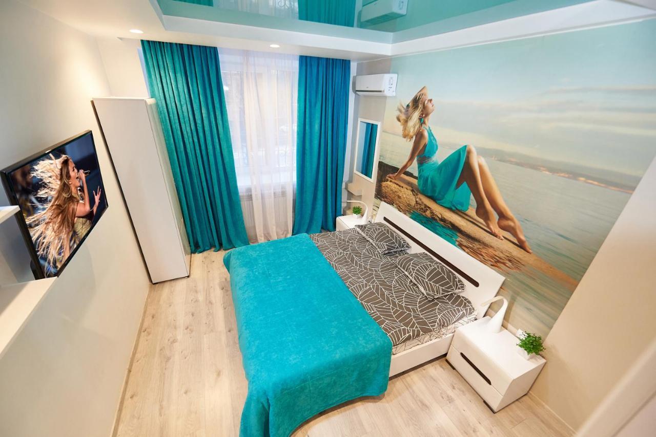 Big Jacuzzi , Sauna , Khreshchatyk Apartments Kiev Luaran gambar