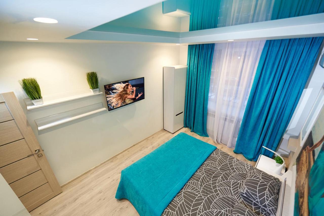 Big Jacuzzi , Sauna , Khreshchatyk Apartments Kiev Luaran gambar
