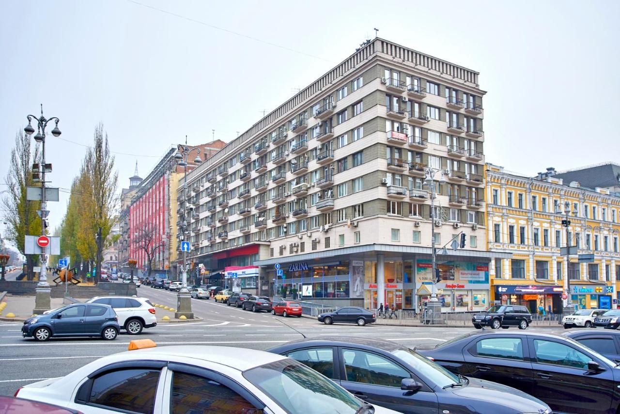 Big Jacuzzi , Sauna , Khreshchatyk Apartments Kiev Luaran gambar